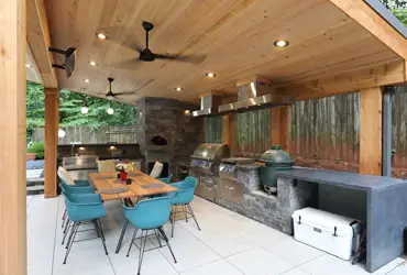 Outdoor makeover: Outdoor-Kitchens-Hood