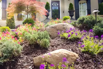 Outdoor makeover: Atlanta-Garden-Design-Accent-Boulders