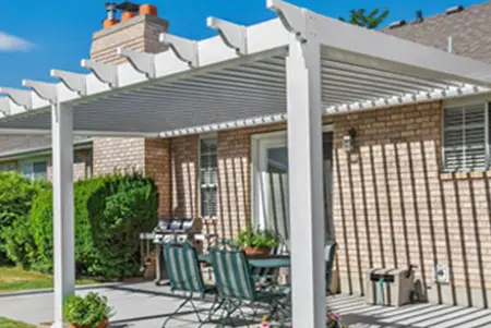 Outdoor Makeover: Louvered-Pergolas-Outdoor-Kitchen