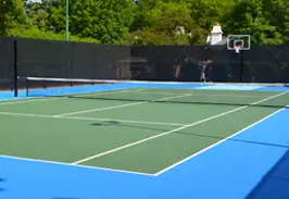 Outdoor makeover: Versacourt-Installation-Tennis