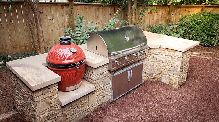 Outdoor Makeover: Backyard-Kitchen-Designs