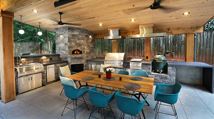 Outdoor Makeover: Custom-Outdoor-Kitchen-Design