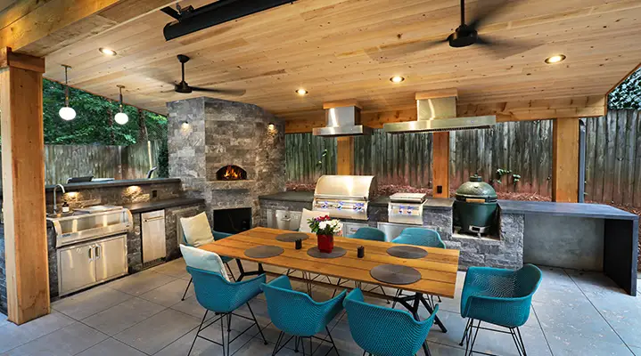 Outdoor Makeover:  Custom-Outdoor-Kitchen-Installation-Ideas