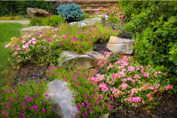 Outdoor Makeover: Flower-Bed-Maintenance