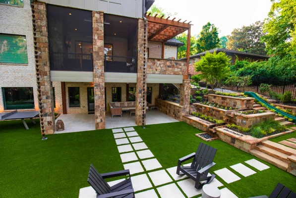 Outdoor Makeover: Backyard_Hardscape_Installation_Ideas