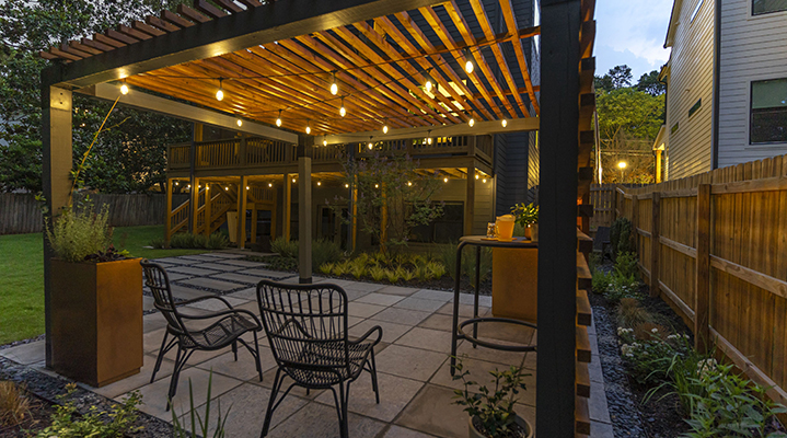 Outdoor-Pergola-With-Lighting-Ideas