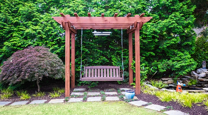 Outdoor Makeover: Modern Pergola Designs