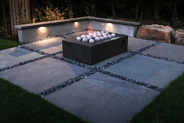 Undercap-Outdoor-Lighting-Ideas