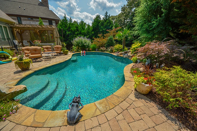 Backyard-pool-designs